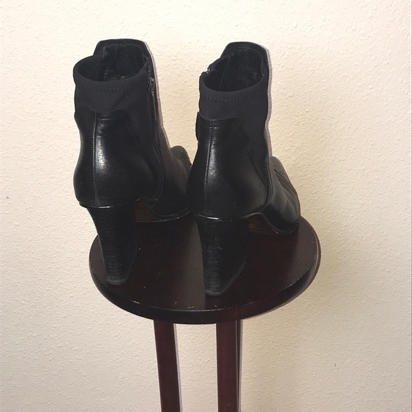 Donald J Pliner Vaughn Heels Size 10 - Picture 4 of 8